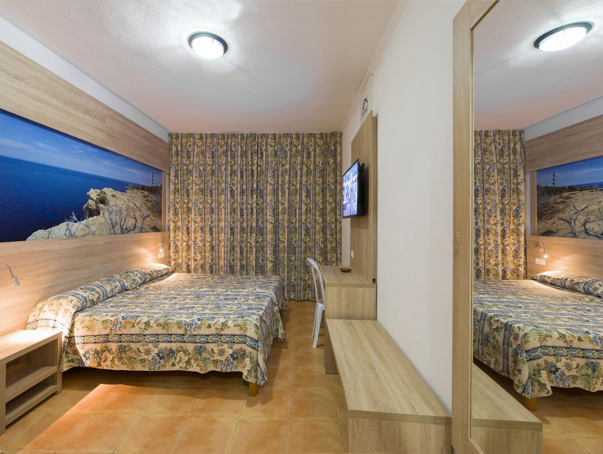 Sant Antoni de Portmany Hostal Anibal - Ab Group מראה חיצוני תמונה