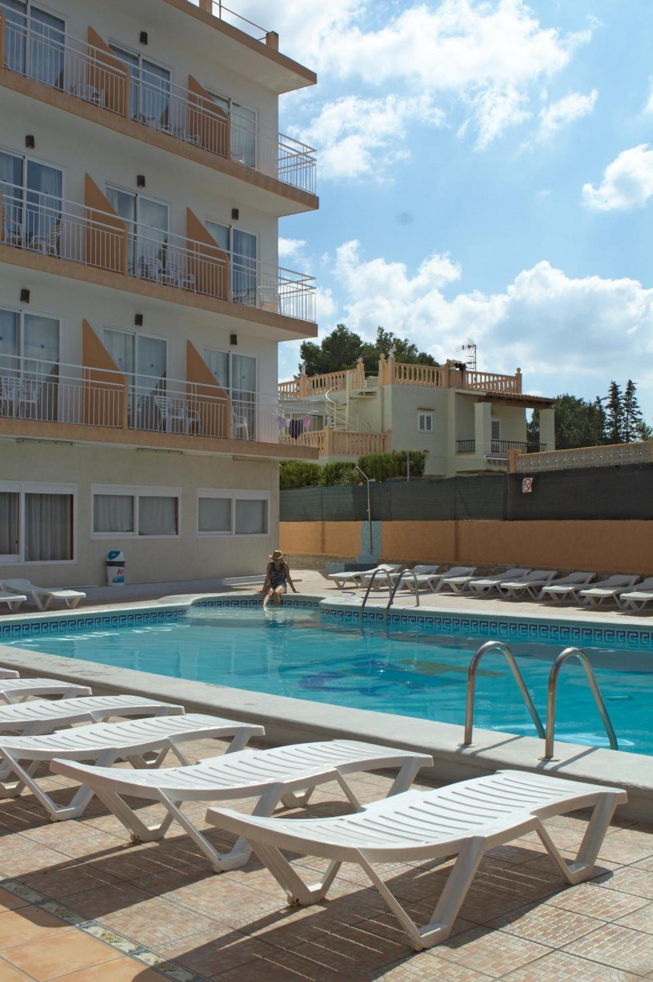 Sant Antoni de Portmany Hostal Anibal - Ab Group מראה חיצוני תמונה