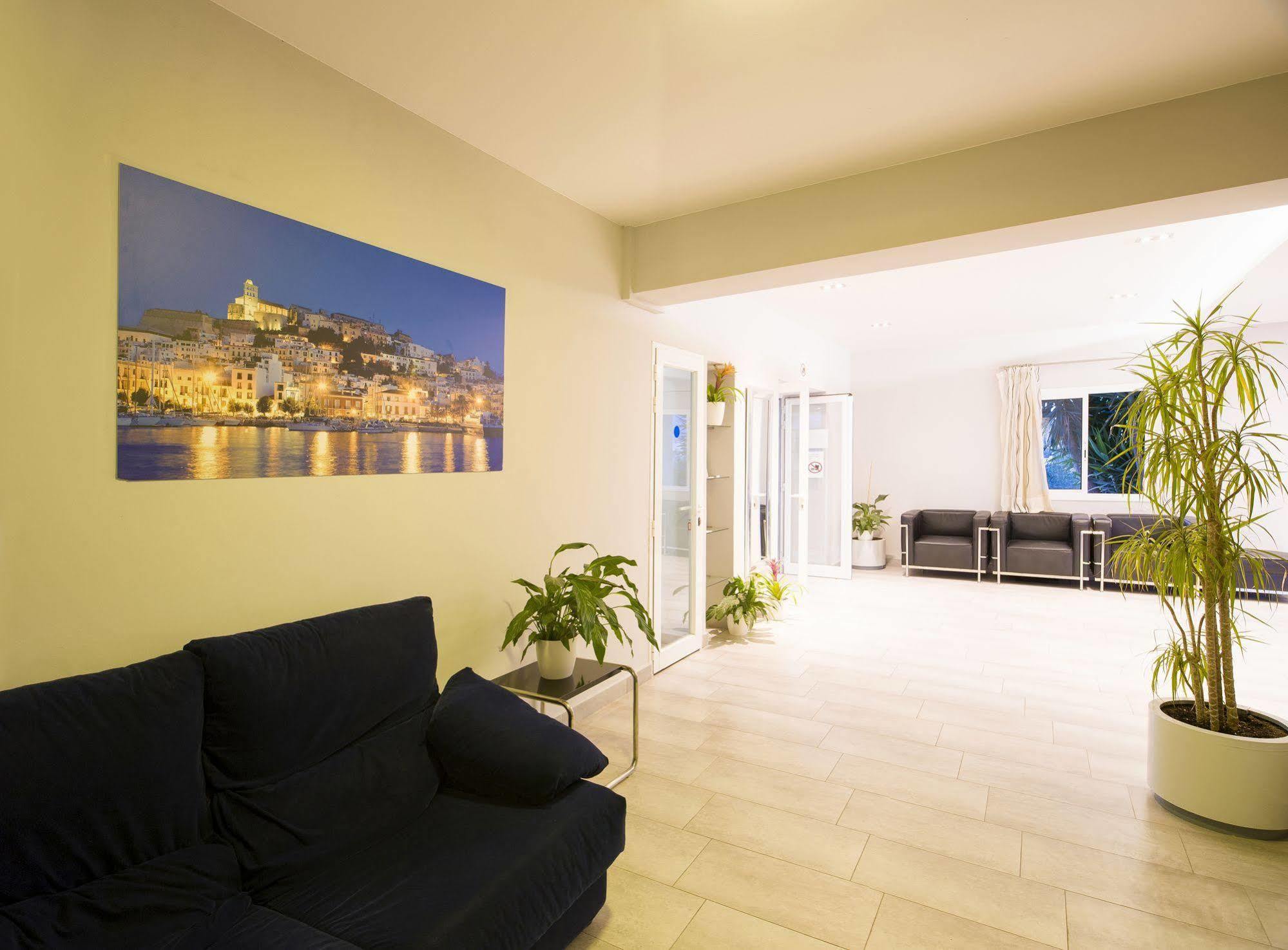 Sant Antoni de Portmany Hostal Anibal - Ab Group מראה חיצוני תמונה
